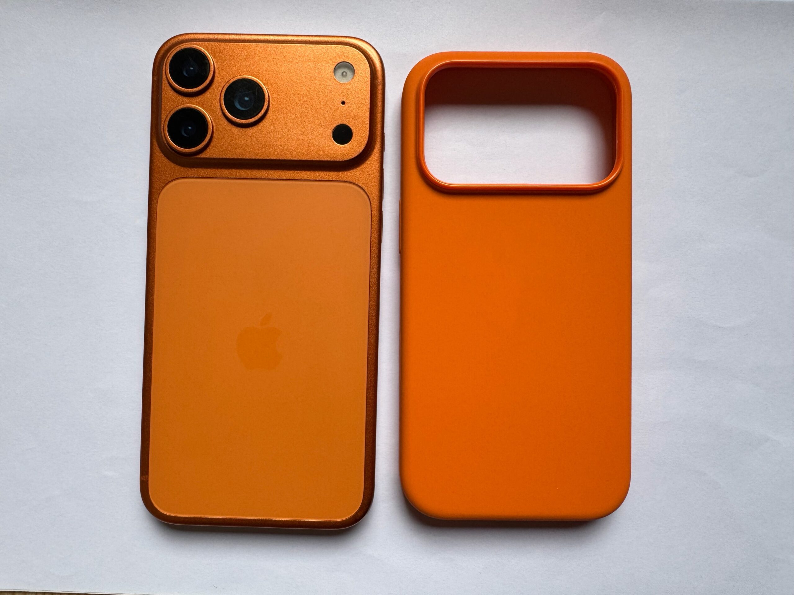 2025 Liquid Silicone MagSafe  Case for  17Pro max  17Pro  17Air 17 AI Touch Camera Control Button Plus Strap Hole - Image 2